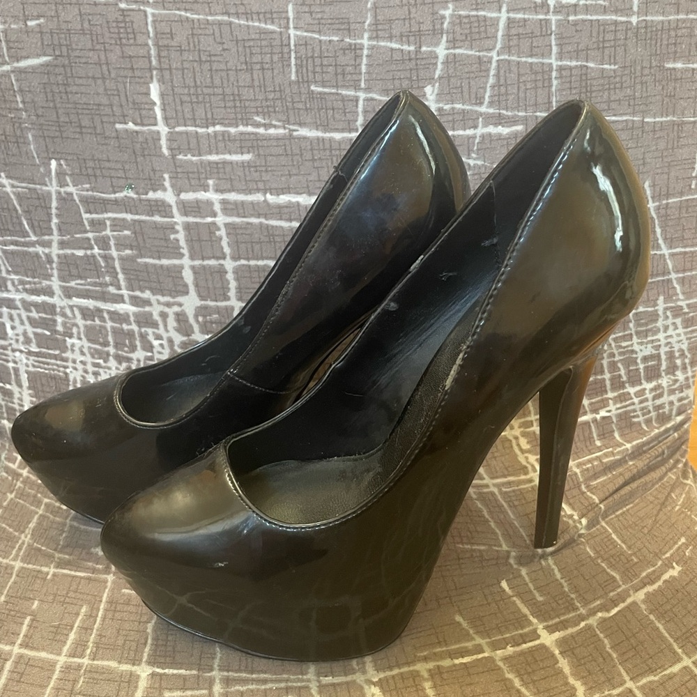 Aldo Genuine Leather Black Pumps
